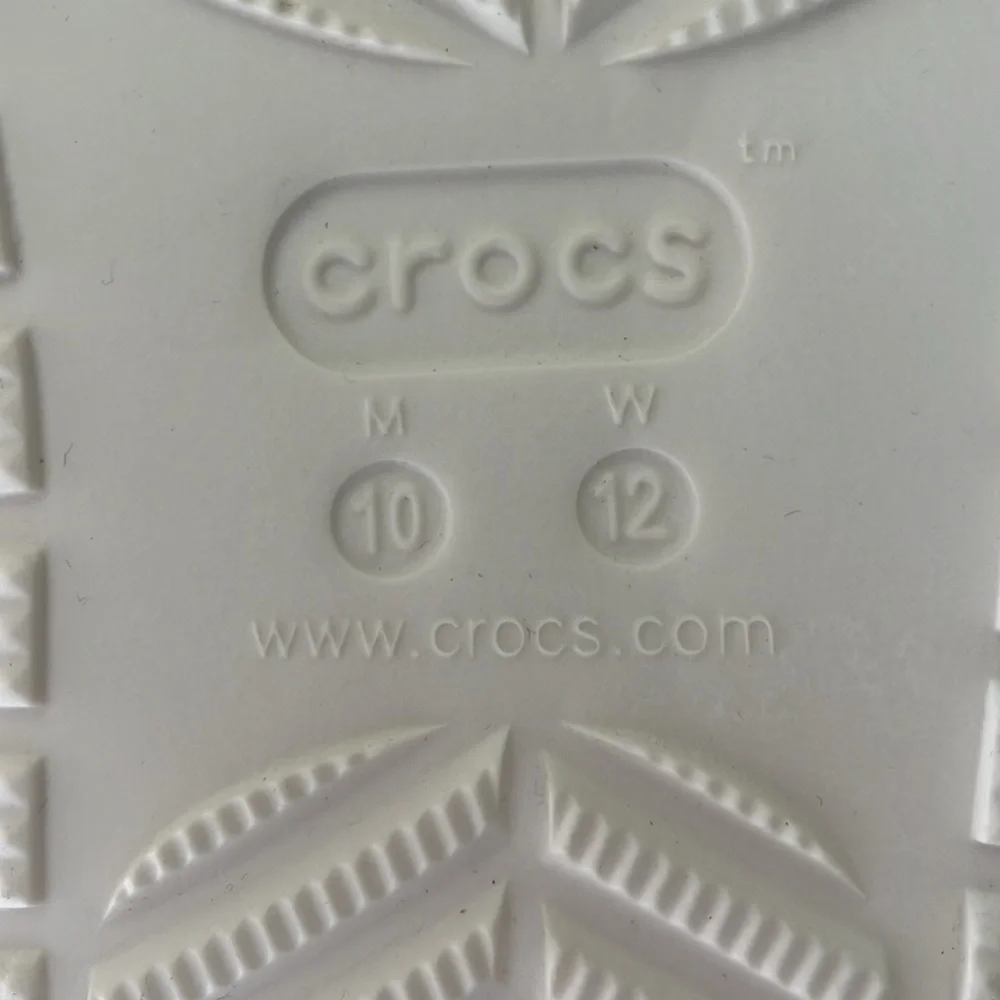 NWT classic cozzzy holiday crocs - Picture 5 of 5